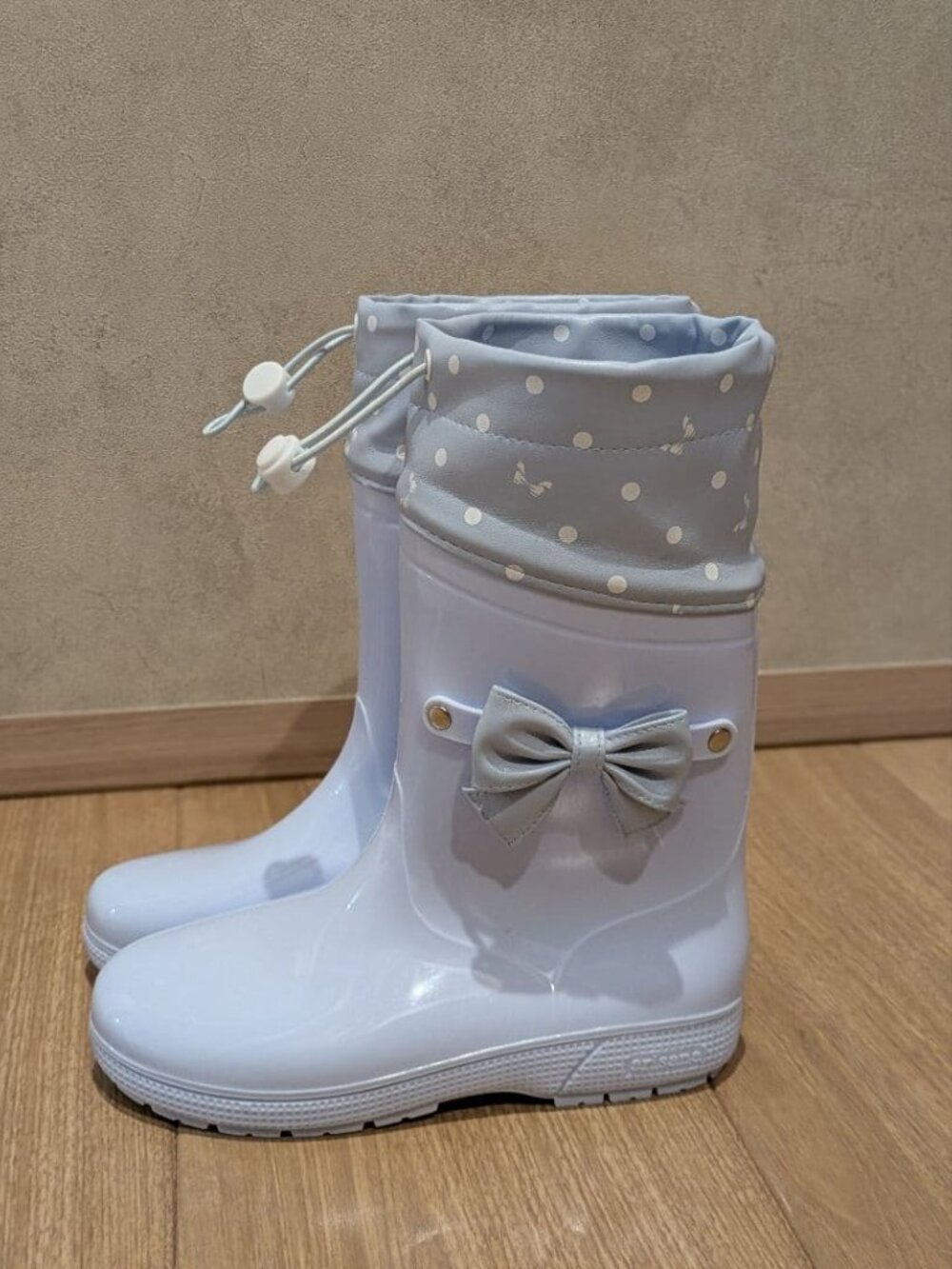 GENUINE ARISANA JAPANESE DRAWSTRING GIRLS RAIN BOOTS SIZE 3Y OR 22 CM - Picture 3 of 5